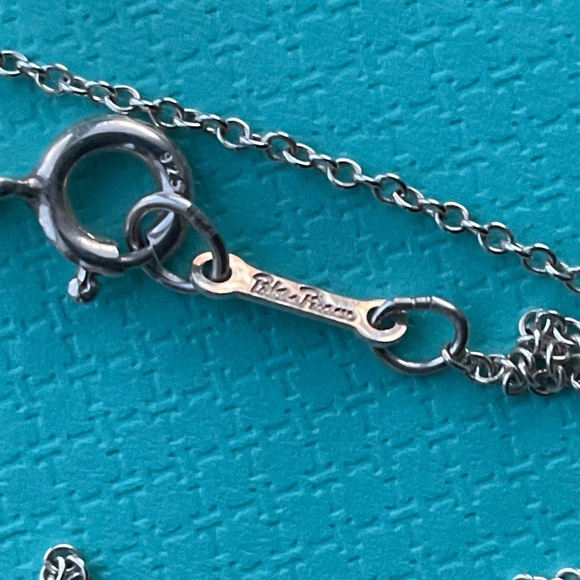 Authentic Tiffany & Co Loving Heart Necklace Paloma Picasso 925 - Picture 6 of 6